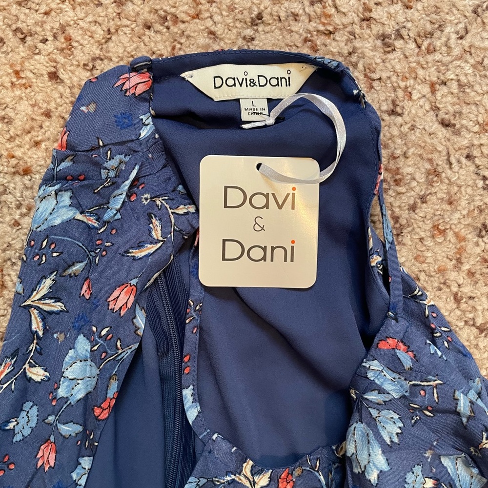 NWT Romper - Picture 5 of 8
